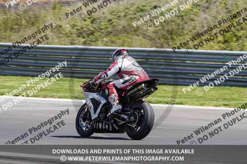 cadwell no limits trackday;cadwell park;cadwell park photographs;cadwell trackday photographs;enduro digital images;event digital images;eventdigitalimages;navarra;no limits trackdays;peter wileman photography;racing digital images;trackday digital images;trackday photos